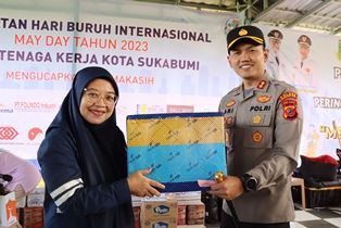 http://gardatipikornews.com/kapolda-sumsel-memberikan-arahan-kepada-personil-polrestabes-palembang-dalam-rangka-kesiapan-pengamanan-unjuk-rasa-hari-buruh-internasional-digor-pscc-palembang