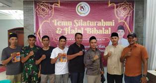 http://gardatipikornews.com/digelar-sederhana-peringatan-may-day-di-kota-sukabumi-berjalan-kondusif