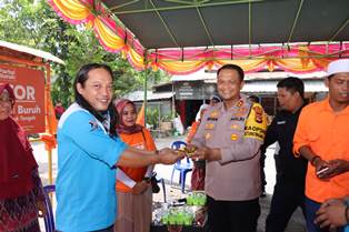 http://gardatipikornews.com/kunjungi-pos-terpadu-ops-ketupat-rinjani-2023-poto-tano-kapolres-sumbawa-barat-puji-sinergitas-tni-polri