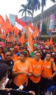 http://gardatipikornews.com/babinsa-desa-cogreg-serka-oma-juhana-laksanakan-kegiatan-pencocokan-data-warga-kurang-mampu-regsosek-2023