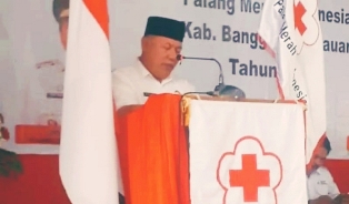 http://gardatipikornews.com/kapolda-sumsel-melalui-kabid-humas-polda-sumsel-menyebutkan-direktorat-reserse-narkoba-polda-sumsel-memberikan-rehabilitasi-gratis-kepada-salah-seorang-pencandu-narkoba-dipalembang