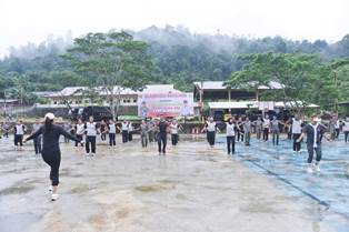 http://gardatipikornews.com/mewujudkan-keakraban-babinsa-komsos-dengan-warga-binaan-2