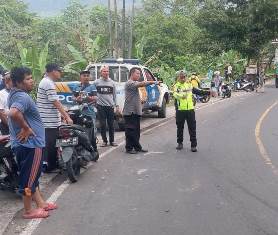 http://gardatipikornews.com/ekspedisi-merah-putih-dalam-menjaga-sinergitas-tni-polri-di-simeulue