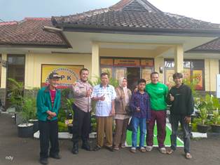 http://gardatipikornews.com/anggota-dpd-ri-petahana-dapil-ntb-sukisman-azmy-resmi-mendaftar-di-kpu-sebagai-calon-dpd-ri