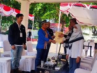 http://gardatipikornews.com/bupati-purwakarta-kukuhkan-ika-sebagai-dirkeu-pdam