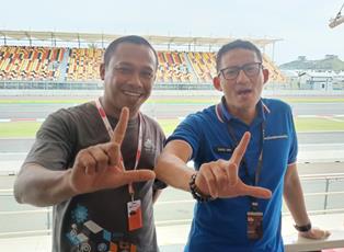 http://gardatipikornews.com/valentinus-ulahayanan-vk-s-h-siap-maju-caleg-dprd-kabupaten-mimika-menuju-perubahan-tahun-2024