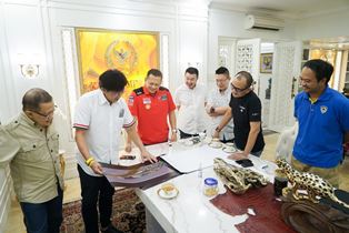 http://gardatipikornews.com/polisi-sahabat-anak-satlantas-polres-majalengka-terima-kunjungan-anak-anak-ra-mutazam