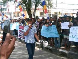 http://gardatipikornews.com/bisnis-h-rusdi-jual-beli-mobil-yang-bekerja-sama-dengan-bumn-pegadaian-melalui-program-kredit-kreasi-berakhir-menjadi-misterius-dan-meninggalkan-tanda-tanya