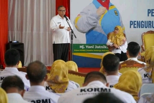 http://gardatipikornews.com/mengatasi-kemacetan-pkl-pasar-kranas-pasar-ikan-di-tertibkan-oleh-upt-pasar-beserta-instasi-terkait