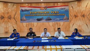 http://gardatipikornews.com/peran-mafia-tanah-di-atas-areal-hgu-no-62-kebun-penara-ptpn-i