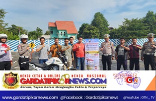 http://gardatipikornews.com/sebagai-bentuk-eksistensi-pengawasan-di-masyarakatat-kantor-sekretariat-panwascam-pamulang-resmi-dibuka