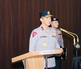 http://gardatipikornews.com/memanas-diduga-puluhan-preman-bayaran-serang-warga-h-anif-dan-2-unit-mobil-terbakar
