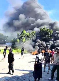 http://gardatipikornews.com/diindikasi-terima-suap-oknum-inspektorat-kampar-takut-memeriksa-desa-tanah-merah-humas-polres-kampar-akan-menindak-lanjuti