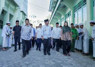 http://gardatipikornews.com/pengajian-bulanan-badan-kontak-majelis-taklim-digelar-pemerintah-desa-cihowe-kecamatan-ciseeng-bersama-kades-wahyudin-dan-tp-pkk-awinah