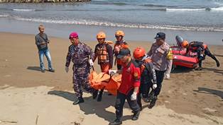 http://gardatipikornews.com/edukasi-masyarakat-tentang-kamseltibcarlantas-polresta-mataram-laksanakan-ops-patuh-rinjani-2024