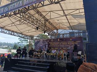 http://gardatipikornews.com/pemerintah-desa-cogreg-kecamatan-parung-memperbaiki-jalan-desa-kp-jeletreng-dengan-betonisasi-demi-kenyamanan-warga-yang-melintas