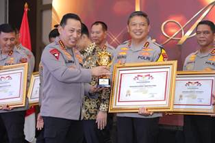 http://gardatipikornews.com/perkuat-sinergi-stakeholder-keamanan-pelabuhan-kemenhub-gelar-temu-teknis-pfso-dan-cso
