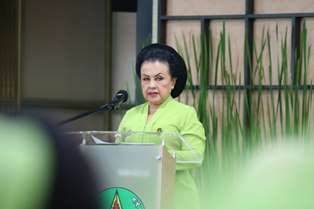 http://gardatipikornews.com/dewi-istri-popeye-minta-keadilan-kepada-polres-cianjur-agar-semua-yang-terlibat-ditangkap