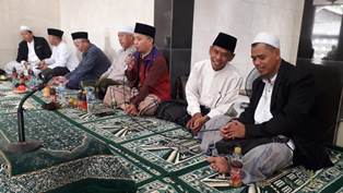 http://gardatipikornews.com/pangdam-iii-slw-pimpin-sertijab-dandenintel
