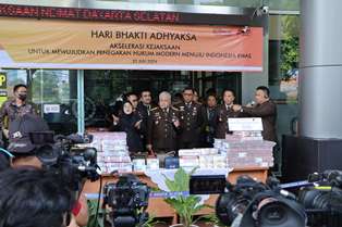http://gardatipikornews.com/jaksa-agung-st-burhanuddin-perayaan-hba-dihayati-sebagai-momentum-evaluasi-dan-introspeksi-atas-pelaksanaan-tugas-fungsi-dan-wewenang-insan-adhayksa