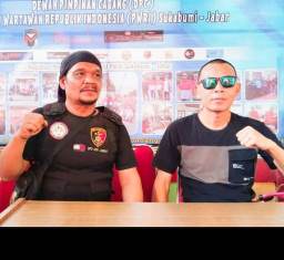 http://gardatipikornews.com/dandim-bojonegoro-motivasi-anggota-paskibra-tingkat-kabupaten