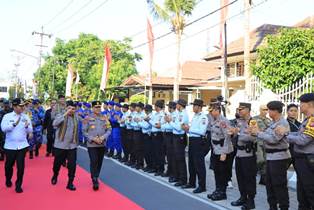http://gardatipikornews.com/demo-di-mabes-polri-gma-beberkan-konspirasi-terselubung-empat-perusahaan-tambang-di-kolaka