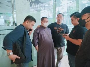http://gardatipikornews.com/dpo-tindak-pidana-korupsi-william-wamaty-berhasil-diamankan