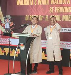 http://gardatipikornews.com/polres-cianjur-gelar-apel-pemberian-penghargaan-kepada-personel-berprestasi