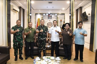 http://gardatipikornews.com/tokoh-pemuda-aktivis-desak-pj-heri-wahyudi-marpaung-untuk-menonaktifkan-oknum-kadis-dinkes-batubara