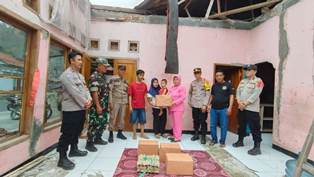 http://gardatipikornews.com/grib-jaya-kec-medan-baru-resmikan-kantor-sekertariat-dengan-santunan-anak-yatim