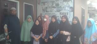 http://gardatipikornews.com/mangkraknya-preservasi-jalan-transulawesi-yang-memakan-banyak-anggaran-didemo-massa-konawe-utara