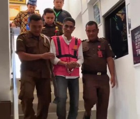 http://gardatipikornews.com/tim-pemenangan-paslon-moh-saleh-asnawi-agus-suranto-dikukuhkan
