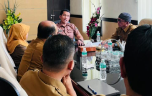 http://gardatipikornews.com/dpd-aliansi-honorer-nasional-ahn-kabupaten-sukabumi-desak-bkpsdm-segera-tuntaskan-bts-dan-mendorong-pelantikan-pppk-paruh-waktu-secara-resmi-dan-mempertanyakan-penggajihannya