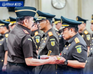 http://gardatipikornews.com/satresnarkoba-polres-tanjab-barat-terima-limpahan-kasus-narkotika-satu-pria-diamankan-di-batang-asam