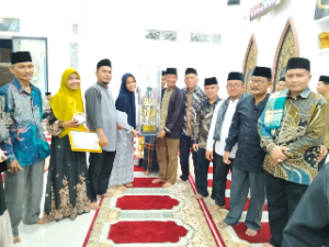 http://gardatipikornews.com/ketum-pwdpi-percayakan-keluarga-dan-rekan-ke-universitas-malahayati-kampus-berkualitas-dan-kebanggaan-lampung
