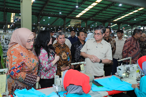 http://gardatipikornews.com/kemnaker-perkuat-ekosistem-k3-untuk-tingkatkan-pelindungan-pekerja