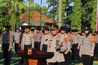 https://gardatipikornews.com/pemdes-langensari-adakan-halal-bihalal-dengan-camat-sukaraja-erry-s-tanto-yulia-sip
