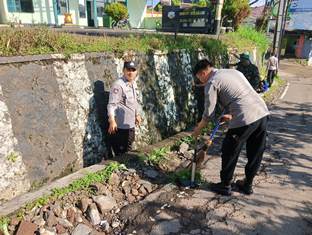 https://gardatipikornews.com/hasil-survei-indikator-masyarakat-puas-dengan-penyelenggaraan-mudik-lebaran-tahun-ini