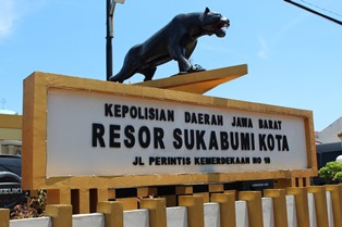 https://gardatipikornews.com/boskab-sapu-jagat-pusat-memperingati-haol-dan-tawasul-akbar-alm-muhammad-anwaruallah-yang-ke-15-dan-hj-dedeh-suryani-yang-ke-1