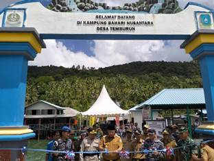 https://gardatipikornews.com/posal-kijang-lanal-bintan-hadiri-hari-marwah-provinsi-kepri-ke-21