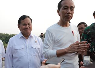 https://gardatipikornews.com/800-peserta-yang-terdiri-dari-451-pria-dan-349-orang-wanita-mengikuti-tes-cat-psikologi-tahap-1-penerimaan-bintara-polri-ta2023-yang-dilaksanakan-oleh-polda-sumsel