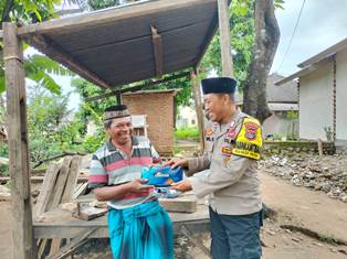 https://gardatipikornews.com/polisi-di-majalengka-tangkap-pelaku-penipuan-umrah-yang-sebabkan-36-jemaah-gagal-berangkat
