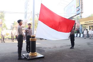 https://gardatipikornews.com/ciptakan-kabupaten-sampang-aman-kondusif-jelang-pemilu-2024-akbp-siswantoro-bentuk-123-polisi-rw