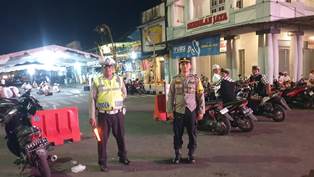 https://gardatipikornews.com/polisi-lingkungan-polsek-mataram-berikan-pengamanan-kegiatan-agama-di-dua-tempat-wilayah-binaannya