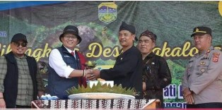 https://gardatipikornews.com/diduga-sma-n10-berbau-pungli-pada-penerimaan-siswa-baru-ppdb-tahun-ajaran-2023
