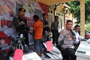 https://gardatipikornews.com/lapas-kelas-ii-a-banceuy-terima-kunjungan-ketua-presidium-fpii-dan-pengawas-presidium-dpi