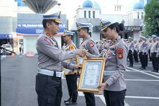 https://gardatipikornews.com/setahun-terbaring-warga-cibitung-kecamatan-sagaranten-butuh-perhatian-dari-pemeritah-pusat-atau-pun-daerah