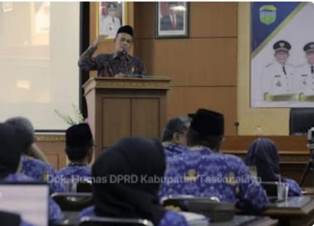 https://gardatipikornews.com/kendaraan-inventaris-kades-adalah-pcx-tetapi-di-belikan-klx-apakah-boleh