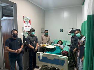 https://gardatipikornews.com/buntut-pemberitaan-dugaan-adanya-aktifitas-pengolahan-limbah-ilegal-di-gresik-oknum-pamen-tni-al-im-ancam-wartawan