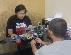 https://gardatipikornews.com/sinergitas-tni-polri-wilayah-hukum-polsek-parung-giat-sambang-dan-dialogis-kamtibmas-kepada-warga-binaan-2